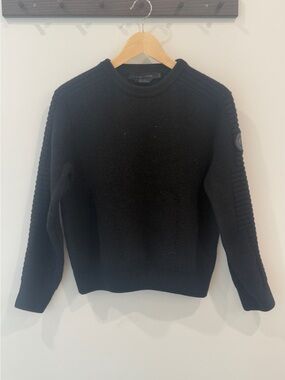 Canada Goose Black Label Merino Wool Italy Sweater Women’s M Oversized Warm